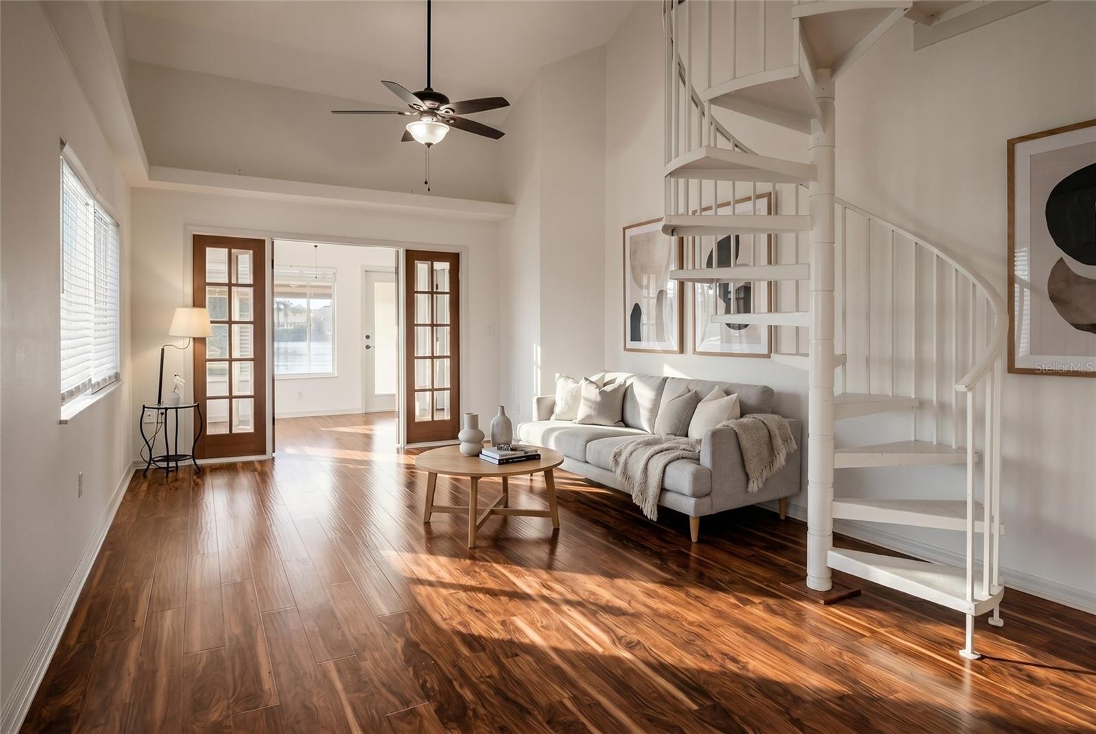 13614 LAKE POINT DR S, CLEARWATER, FL, 33762