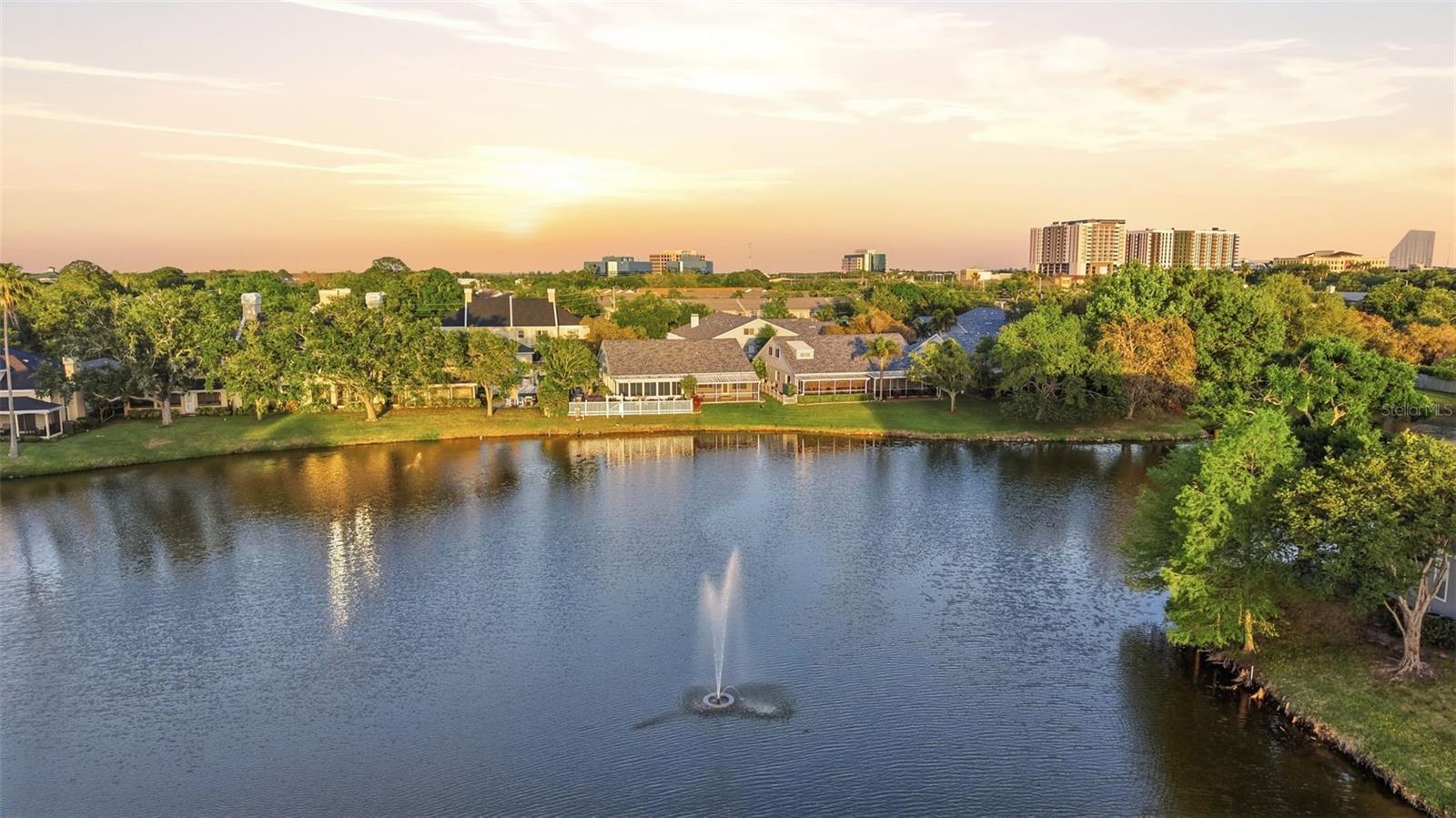 13614 LAKE POINT DR S, CLEARWATER, FL, 33762