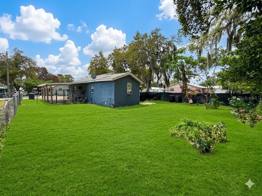 313 E BOOKER ST, AVON PARK, FL, 33825