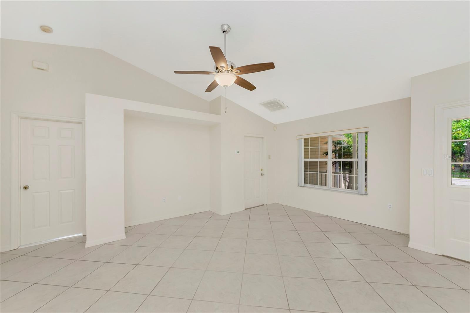 5615 18TH AVE E, BRADENTON, FL, 34208