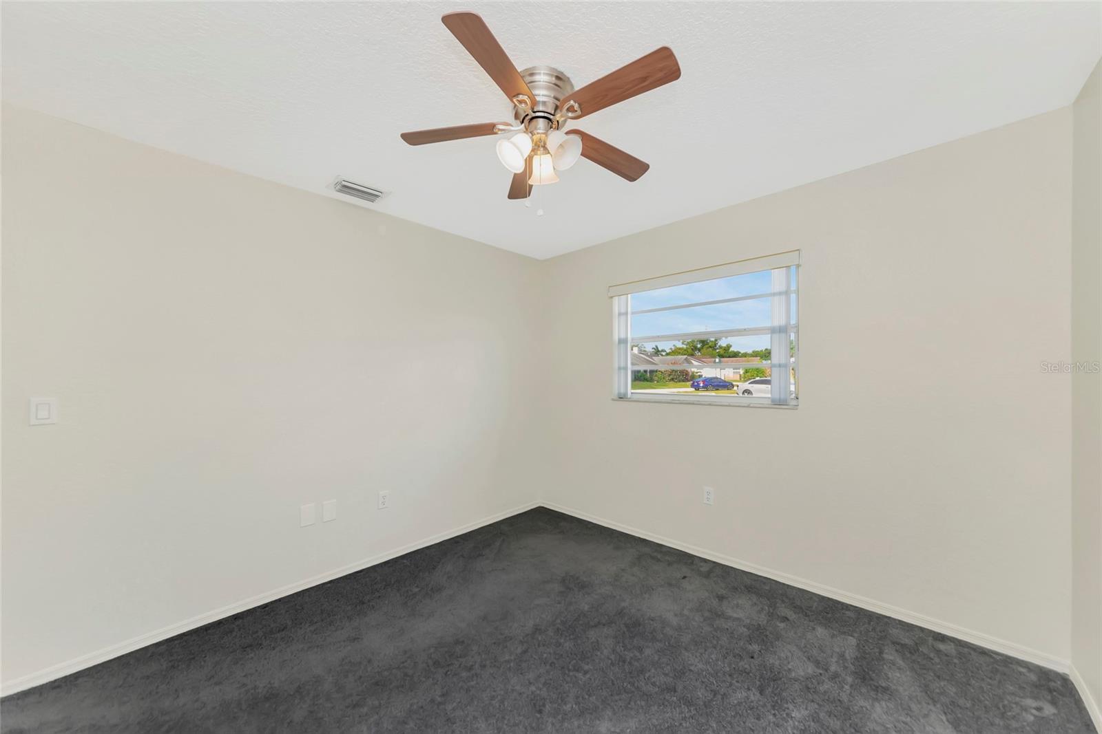 5615 18TH AVE E, BRADENTON, FL, 34208