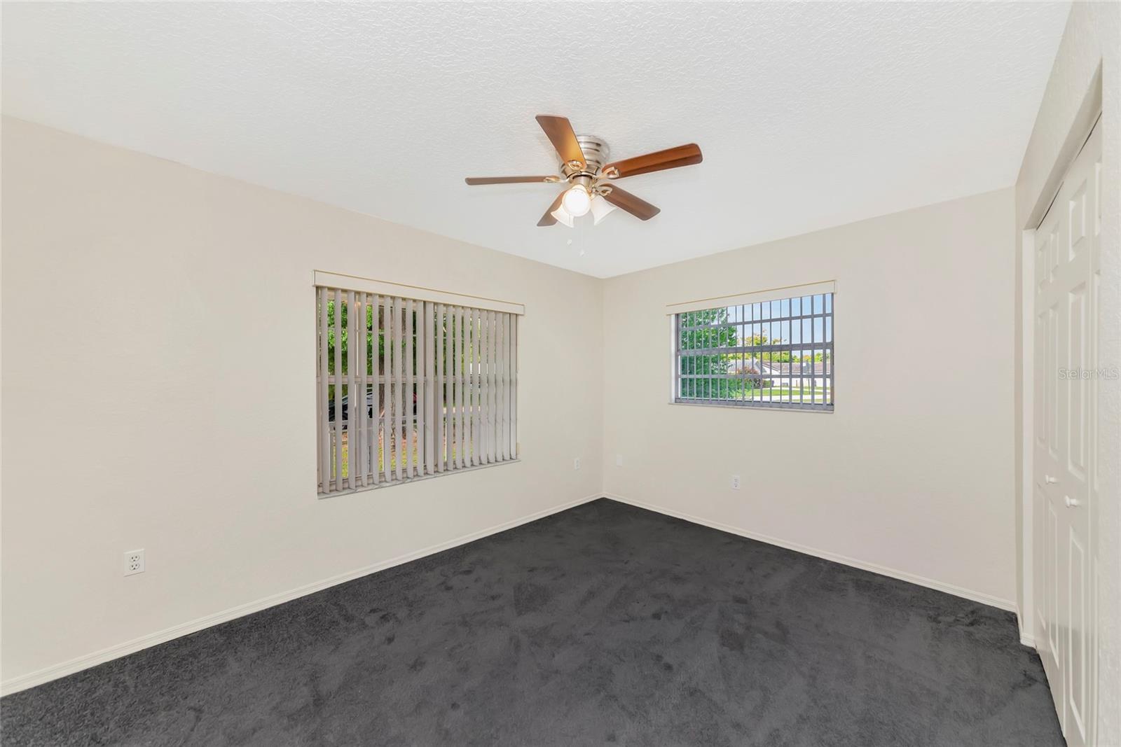 5615 18TH AVE E, BRADENTON, FL, 34208