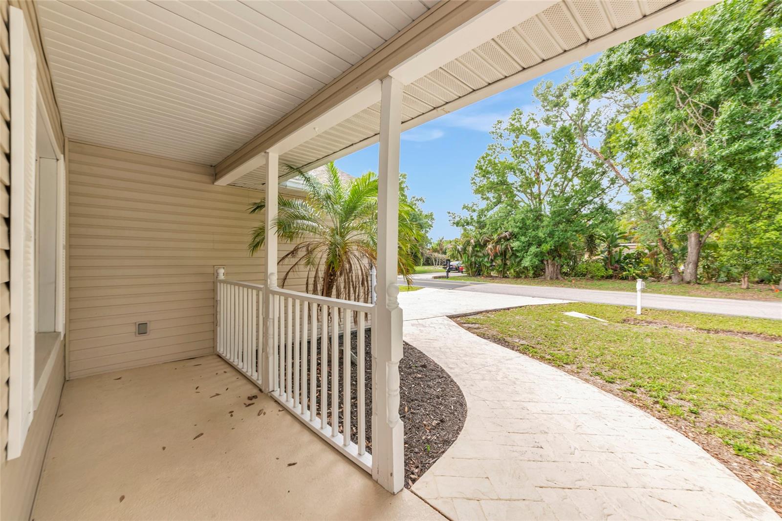 5615 18TH AVE E, BRADENTON, FL, 34208