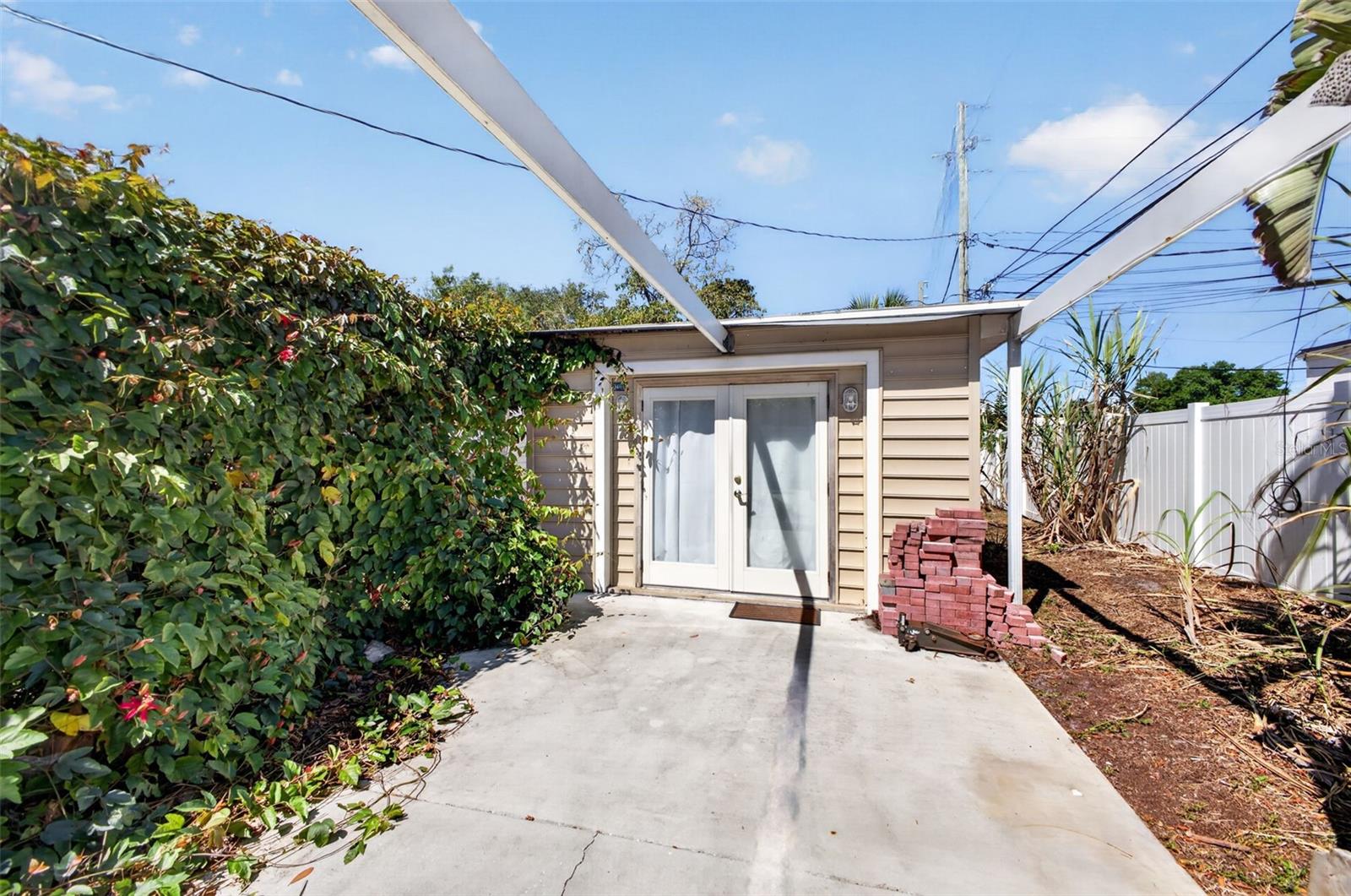 114 N ARCTURAS AVE, CLEARWATER, FL, 33765