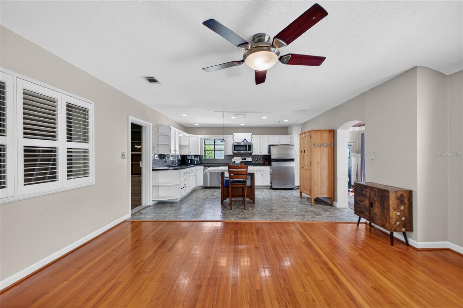 114 N ARCTURAS AVE, CLEARWATER, FL, 33765