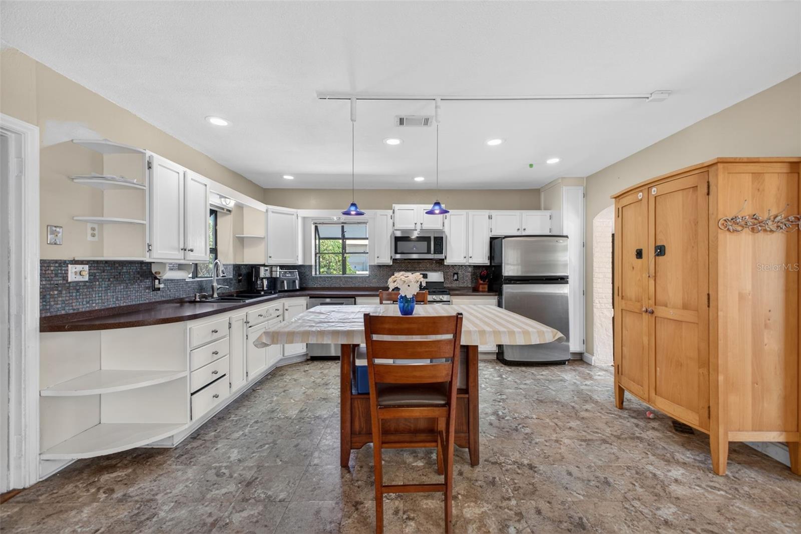 114 N ARCTURAS AVE, CLEARWATER, FL, 33765