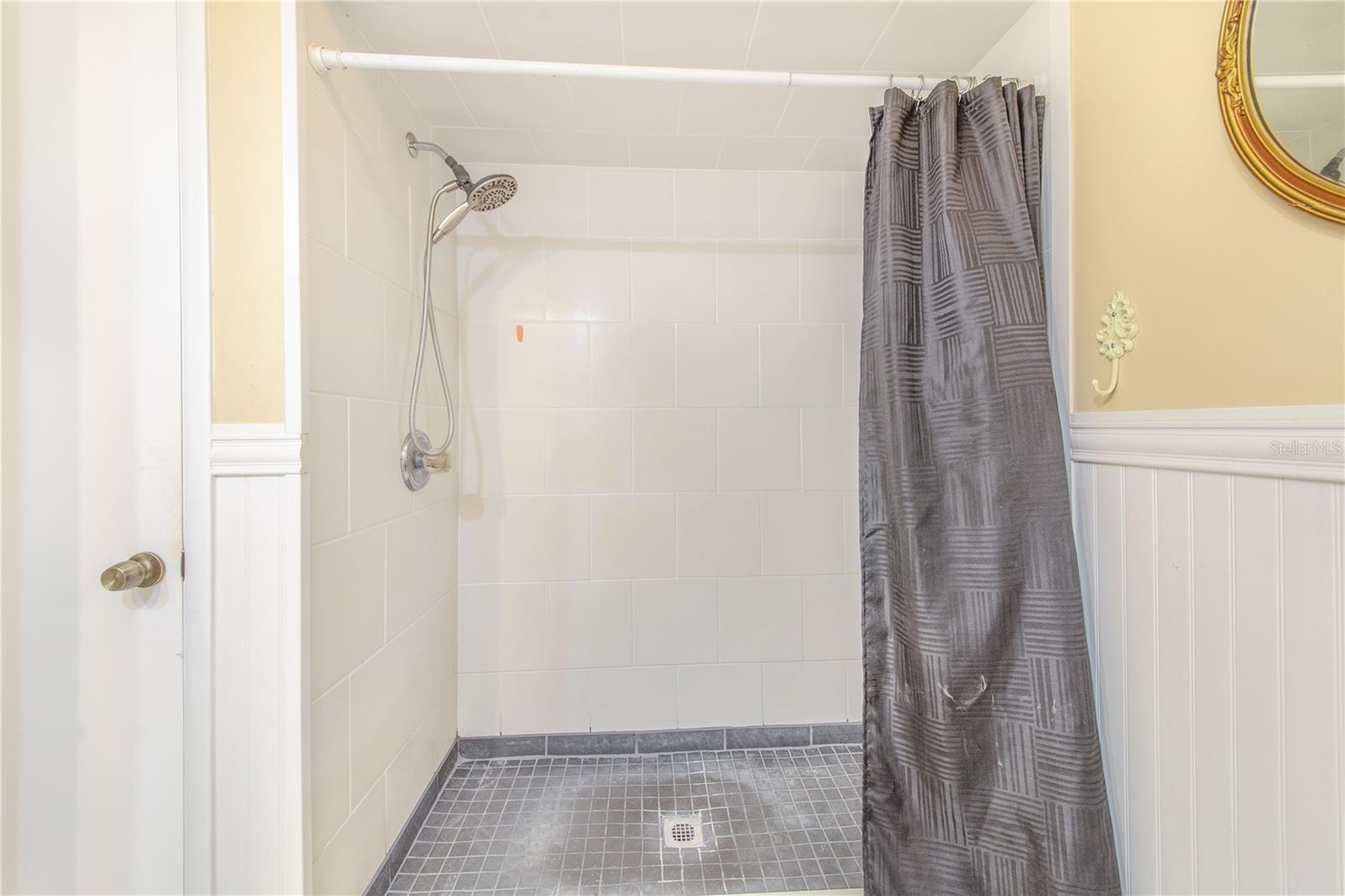 281 PARADISE ISLAND DR, HAINES CITY, FL, 33844