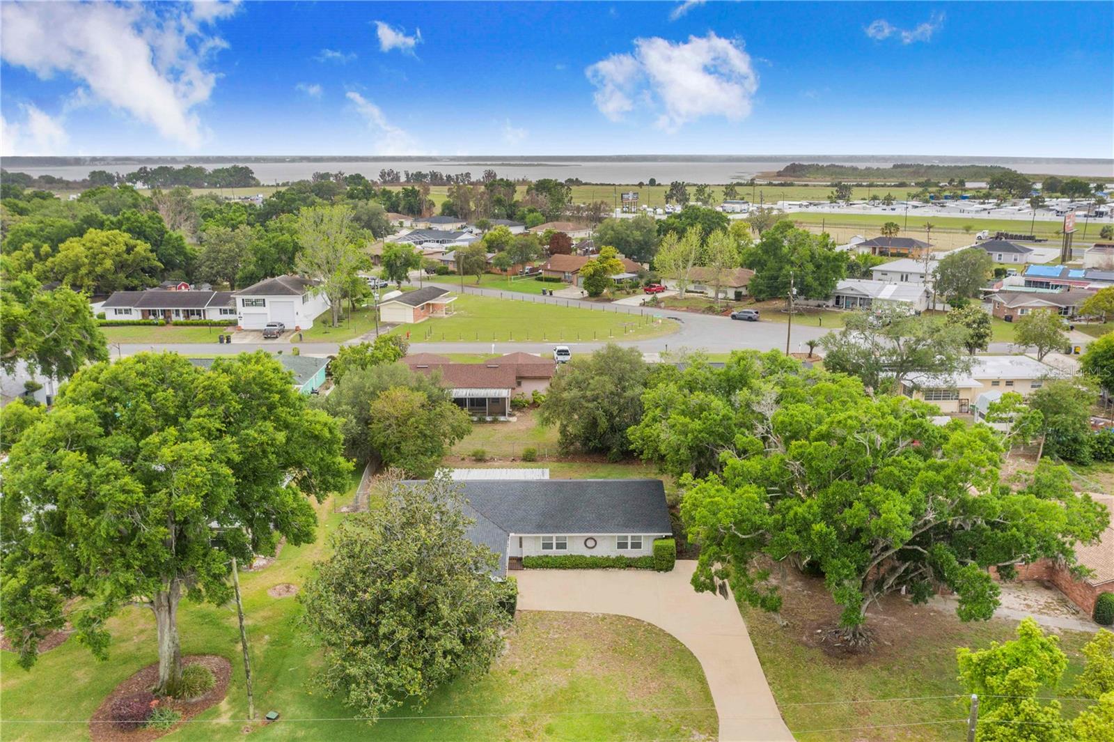 281 PARADISE ISLAND DR, HAINES CITY, FL, 33844