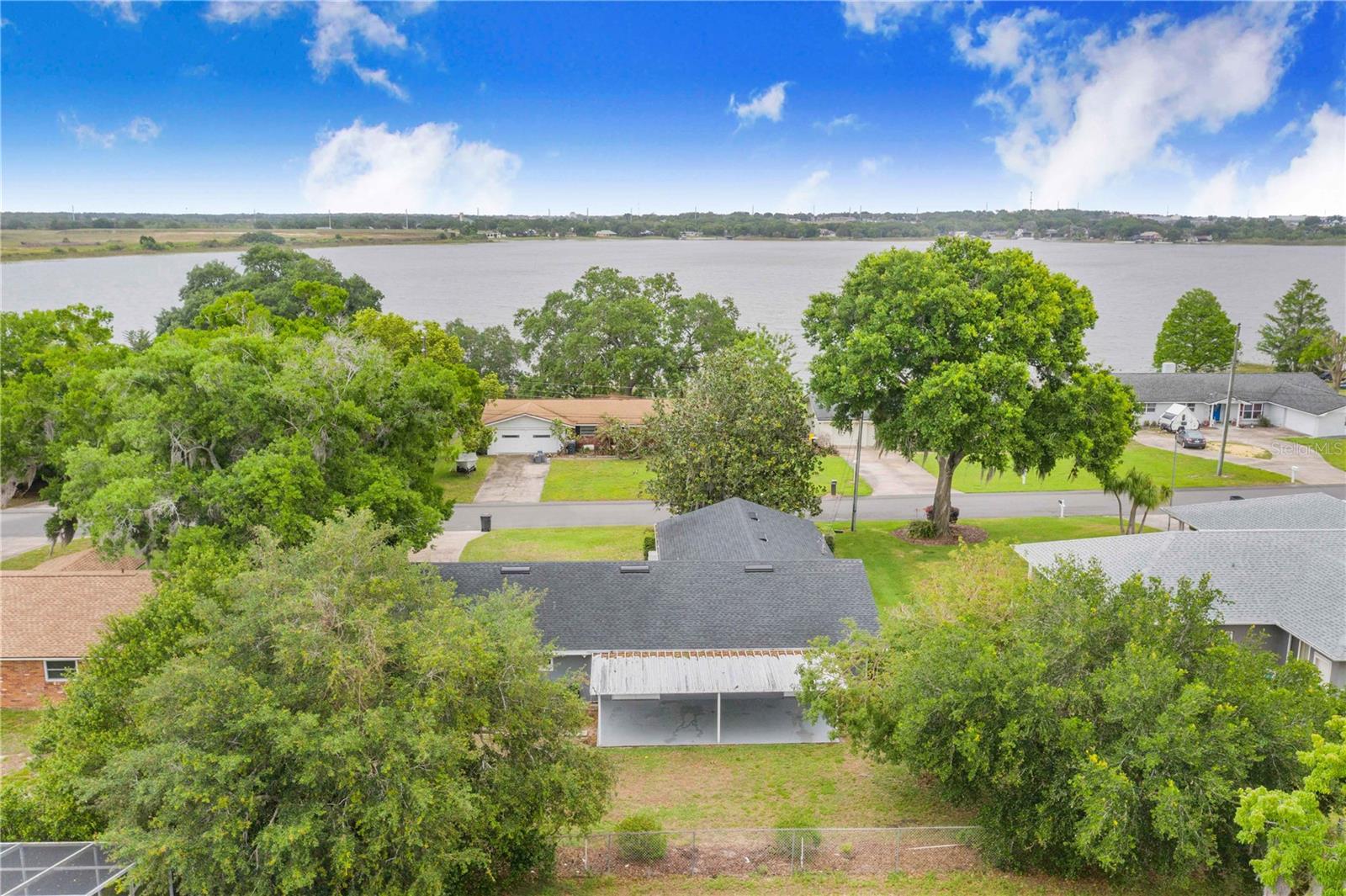 281 PARADISE ISLAND DR, HAINES CITY, FL, 33844