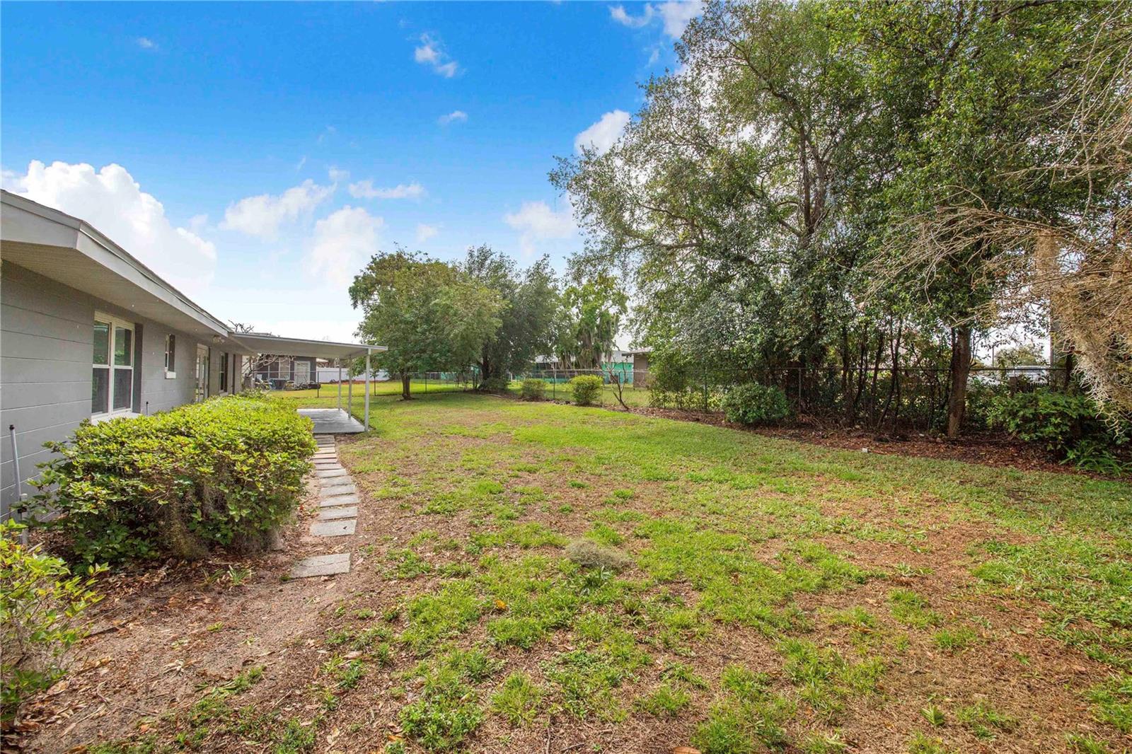 281 PARADISE ISLAND DR, HAINES CITY, FL, 33844
