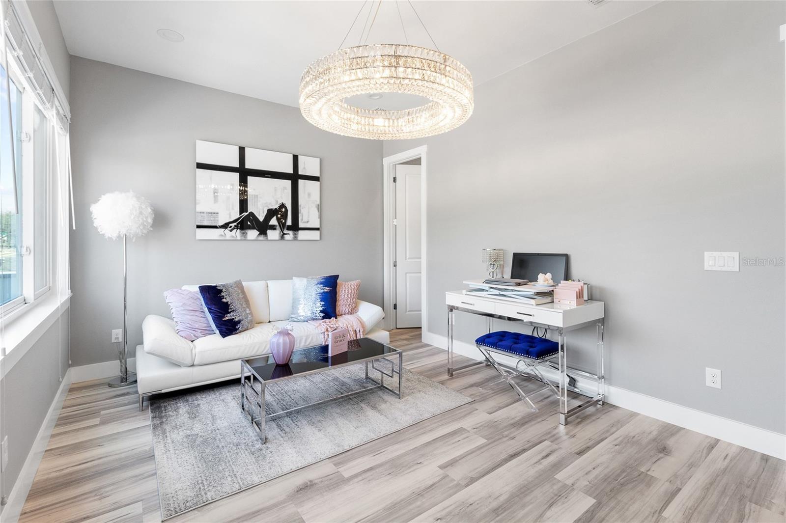 122 W SLIGH AVE, TAMPA, FL, 33604