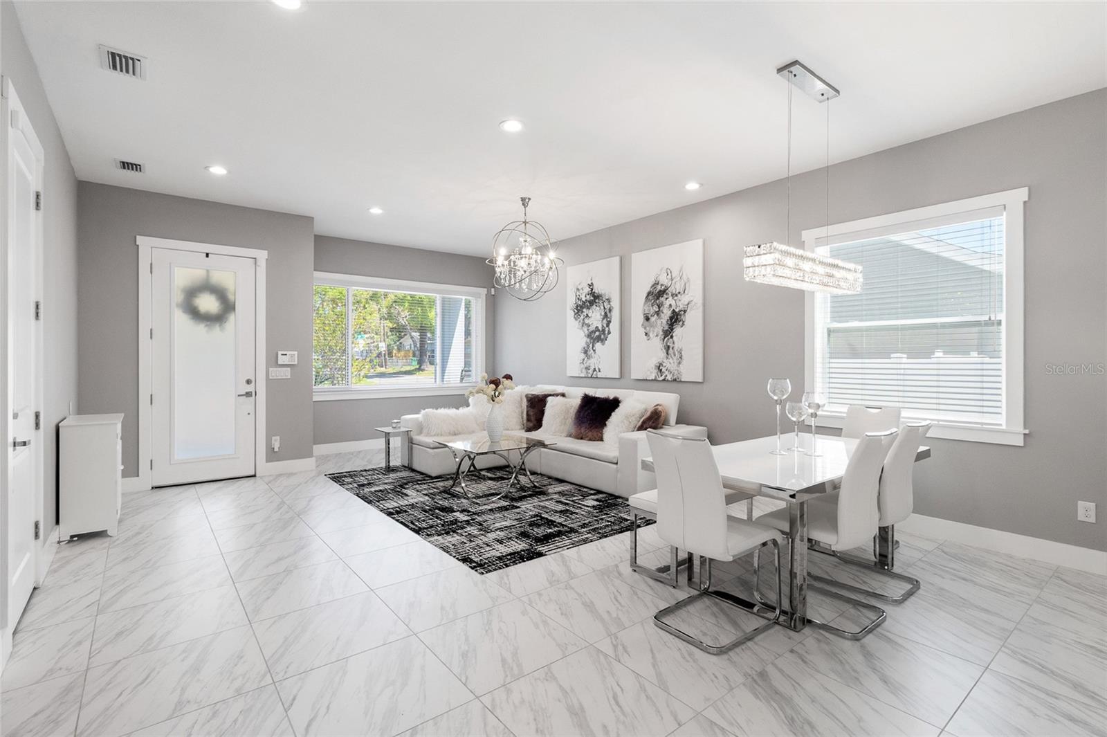 122 W SLIGH AVE, TAMPA, FL, 33604