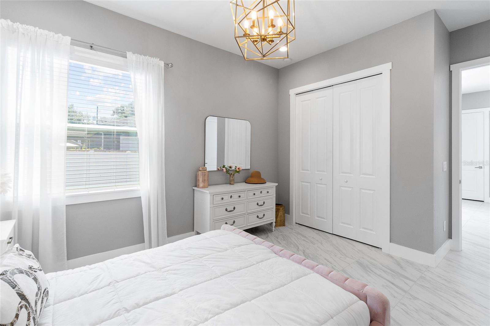 122 W SLIGH AVE, TAMPA, FL, 33604