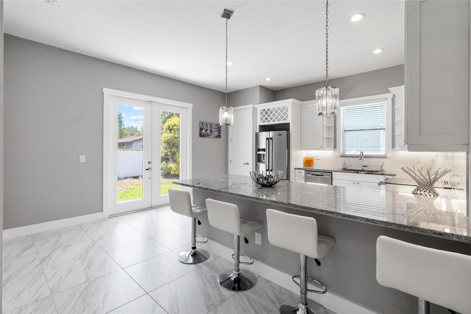 122 W SLIGH AVE, TAMPA, FL, 33604