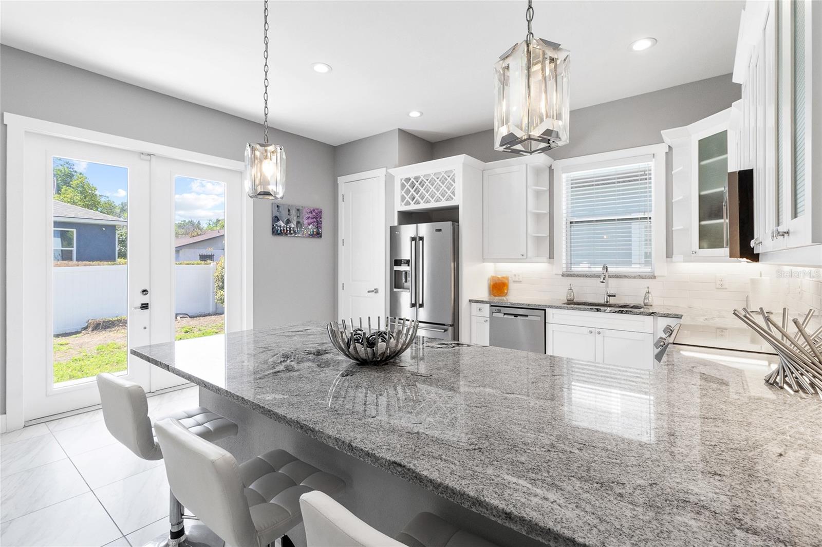 122 W SLIGH AVE, TAMPA, FL, 33604