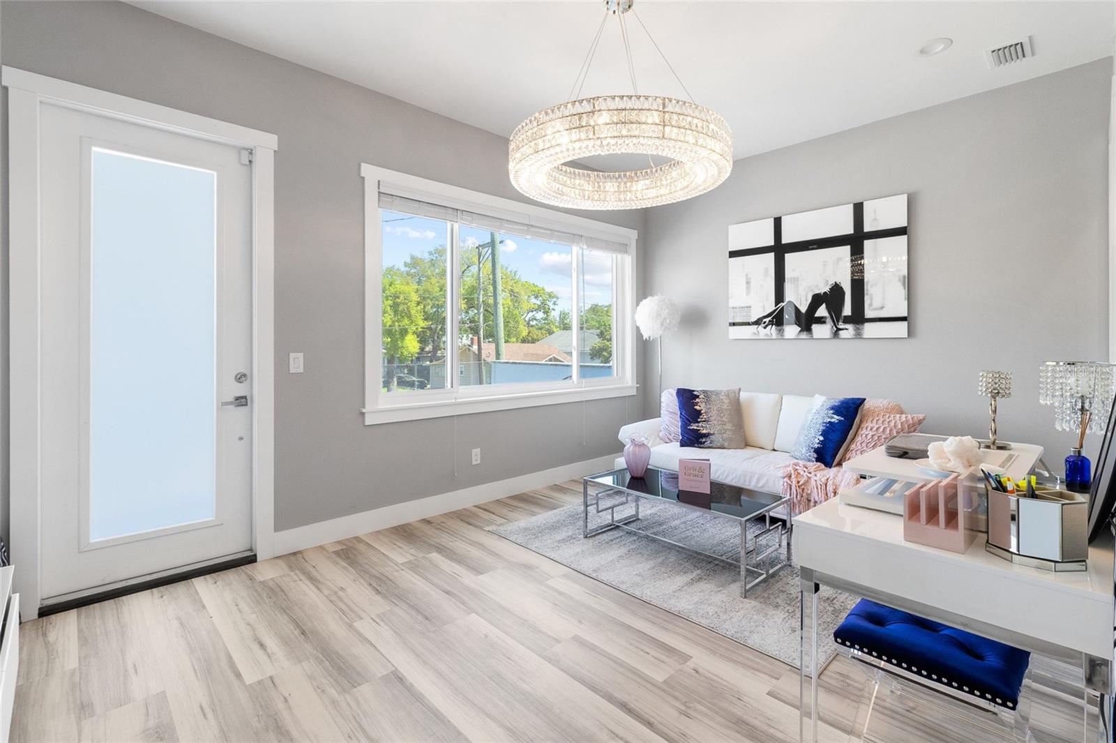 122 W SLIGH AVE, TAMPA, FL, 33604