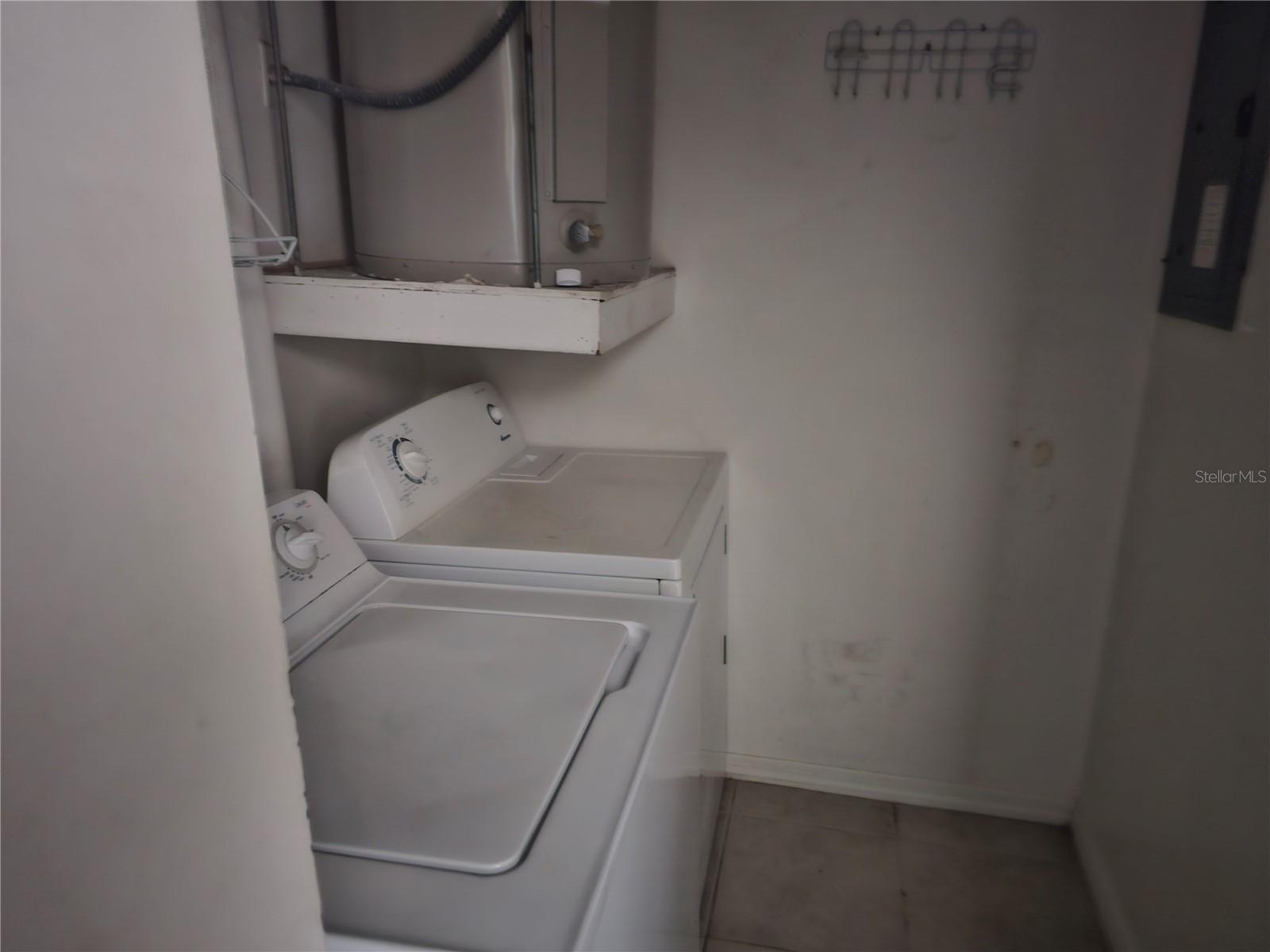 569 HUNTER CIR, KISSIMMEE, FL, 34758