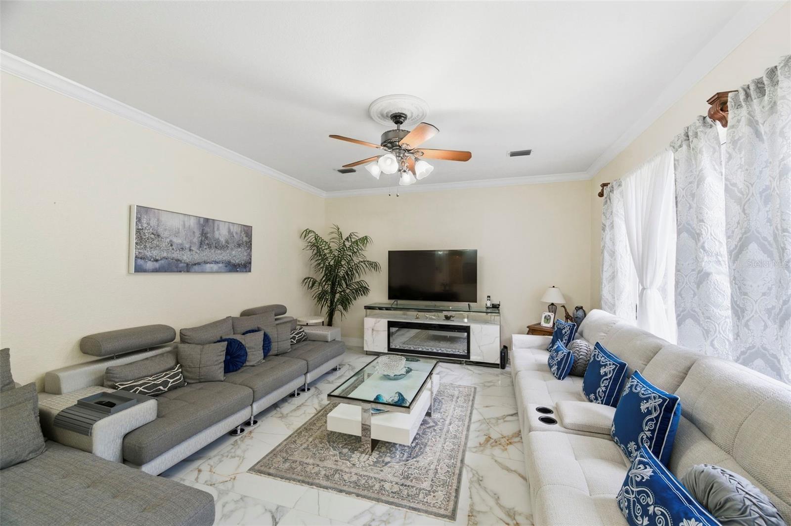 9207 MEADOW LANE CT, TAMPA, FL, 33647