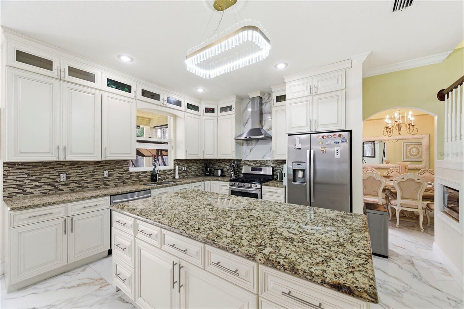 9207 MEADOW LANE CT, TAMPA, FL, 33647