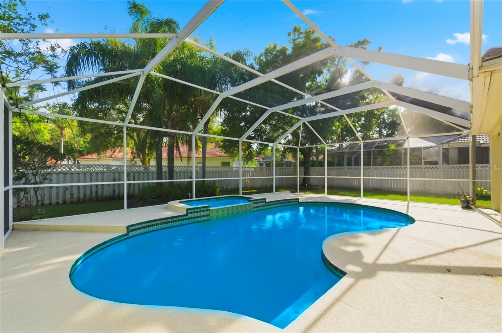 9207 MEADOW LANE CT, TAMPA, FL, 33647