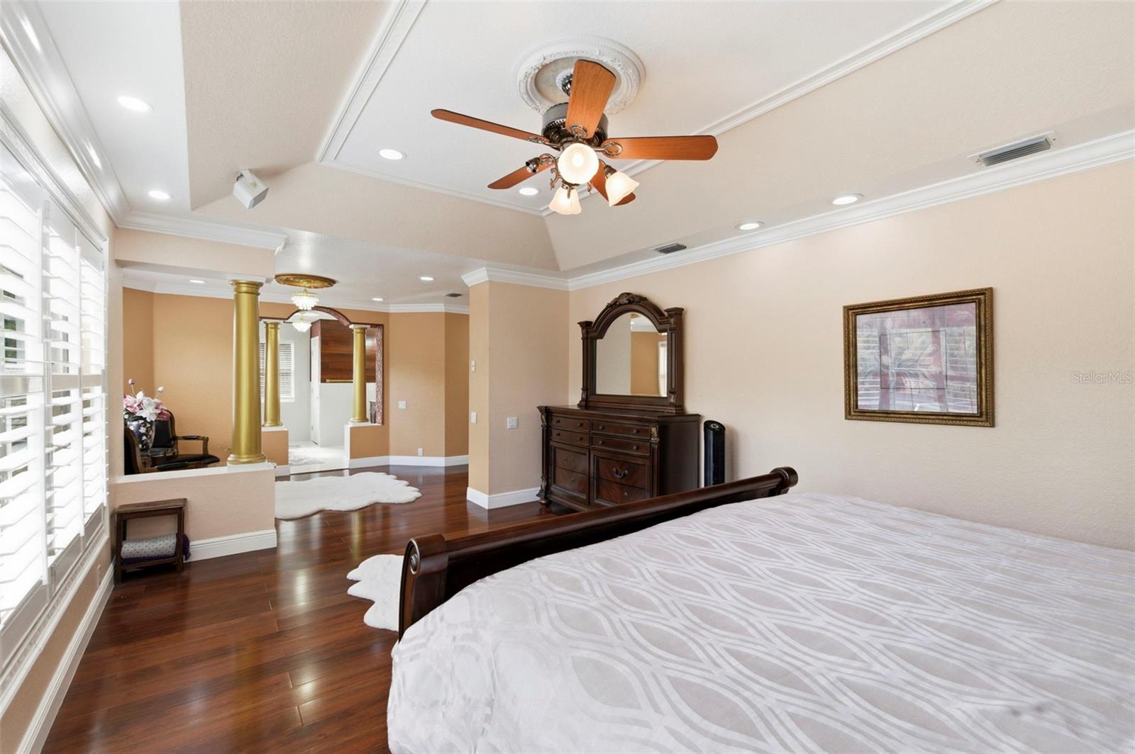 9207 MEADOW LANE CT, TAMPA, FL, 33647