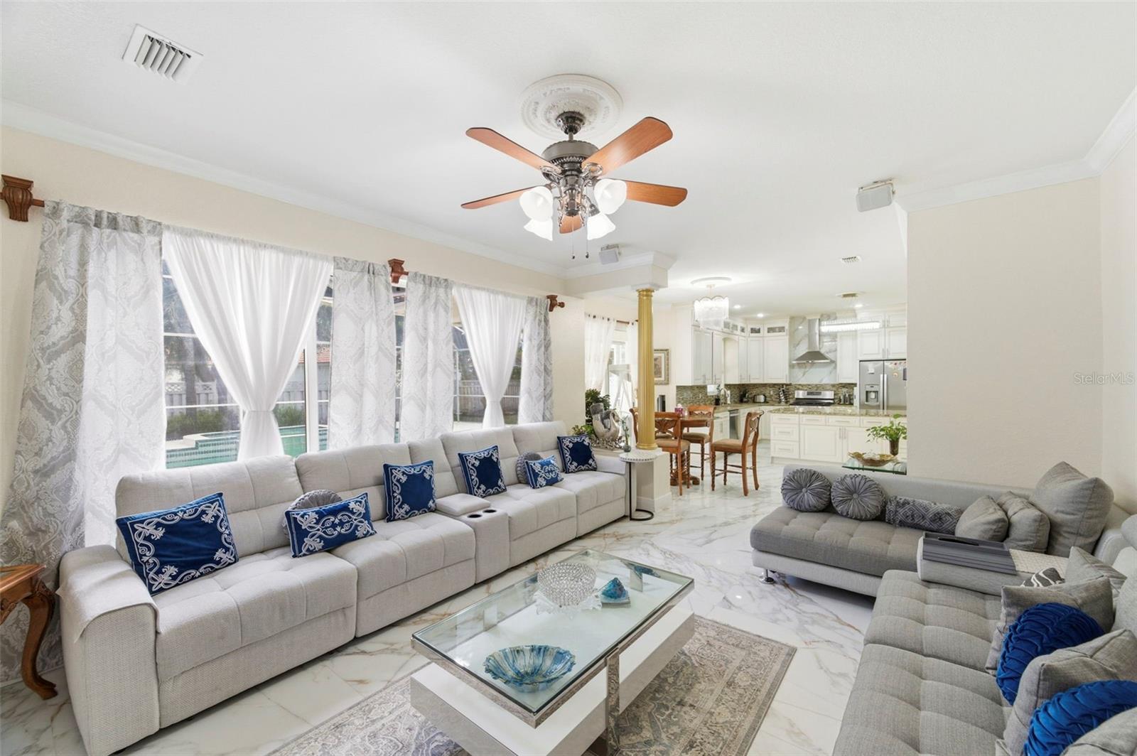 9207 MEADOW LANE CT, TAMPA, FL, 33647