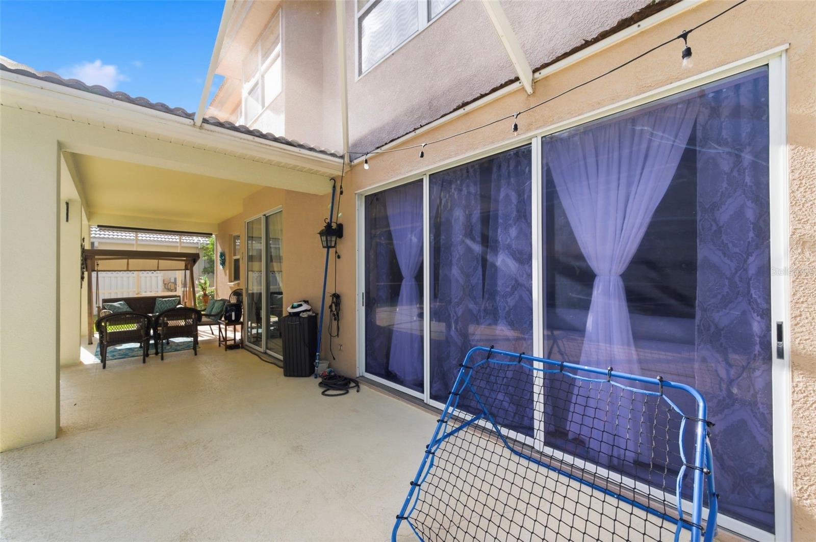 9207 MEADOW LANE CT, TAMPA, FL, 33647