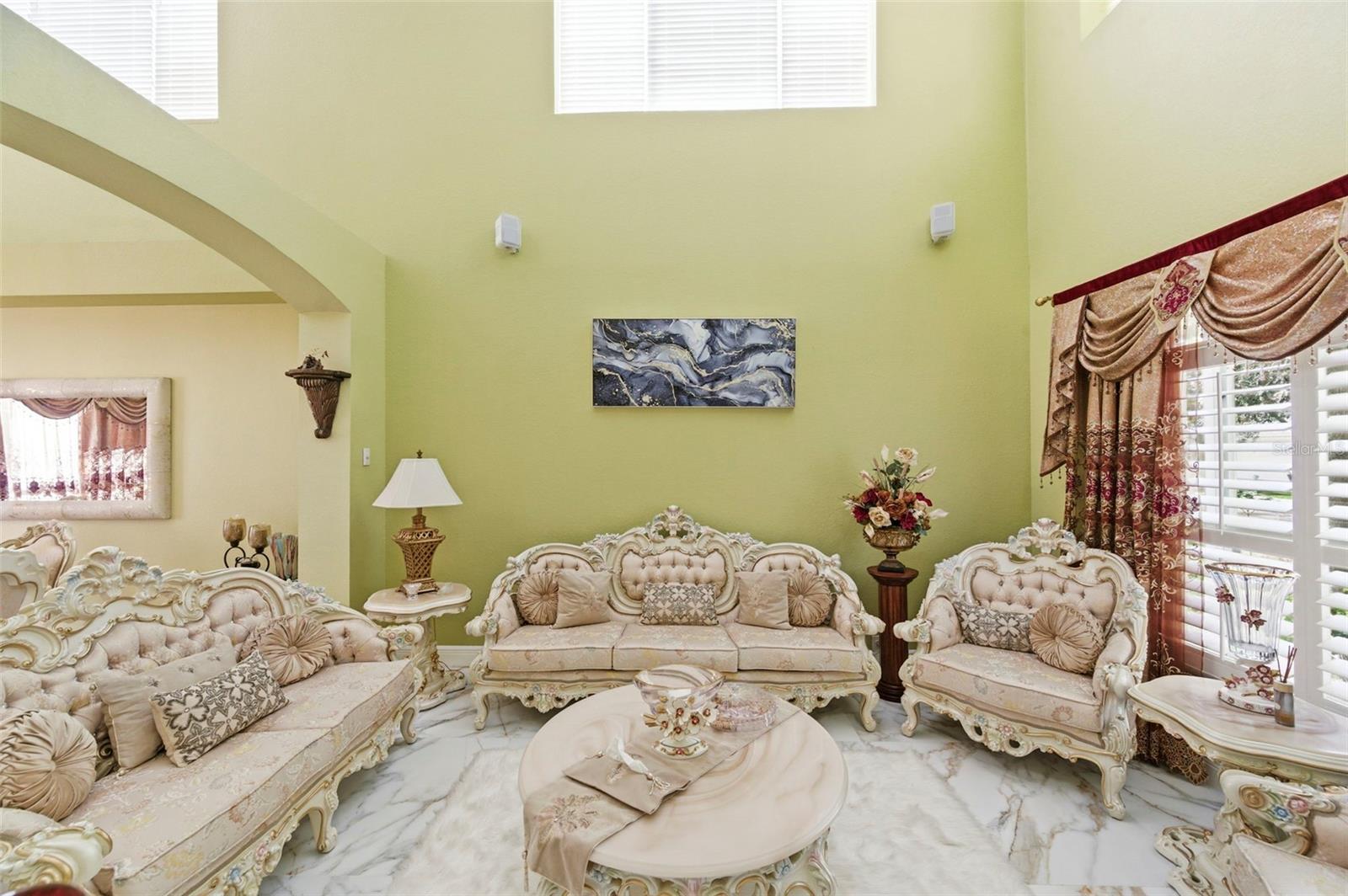 9207 MEADOW LANE CT, TAMPA, FL, 33647