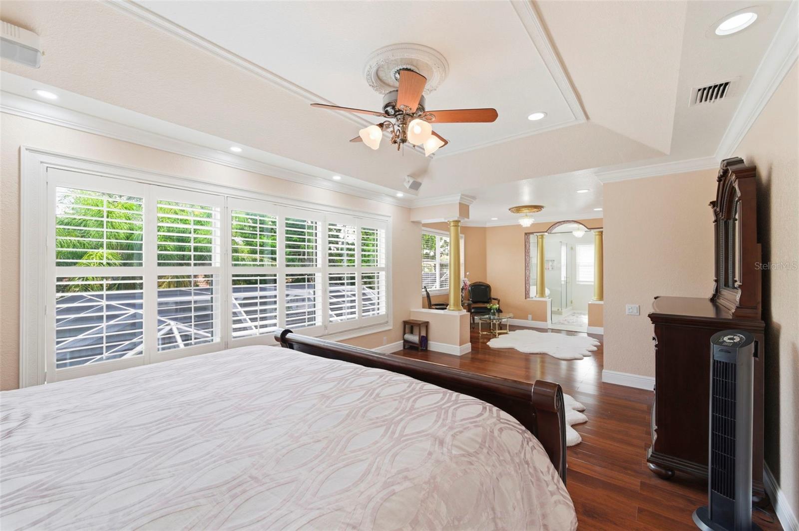 9207 MEADOW LANE CT, TAMPA, FL, 33647