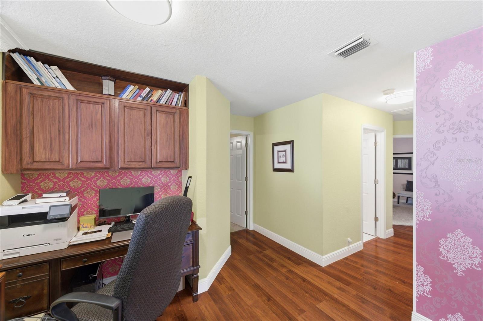 9207 MEADOW LANE CT, TAMPA, FL, 33647