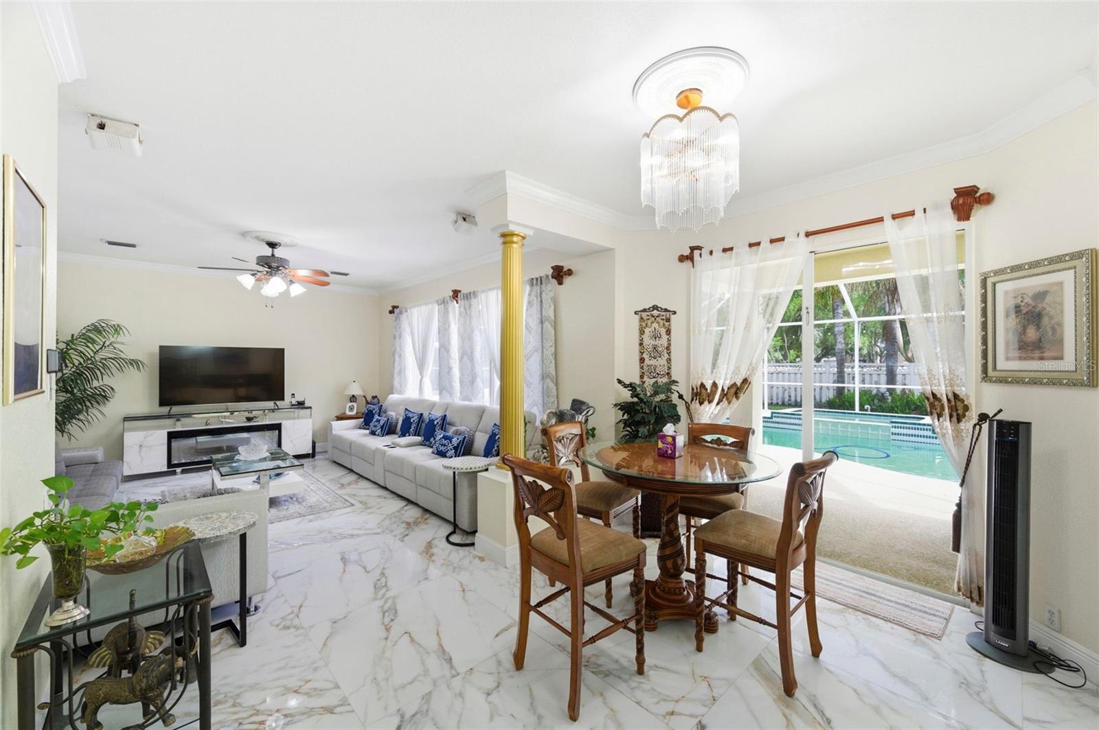 9207 MEADOW LANE CT, TAMPA, FL, 33647