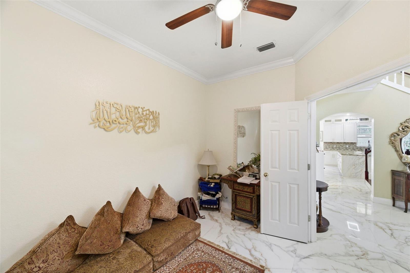 9207 MEADOW LANE CT, TAMPA, FL, 33647