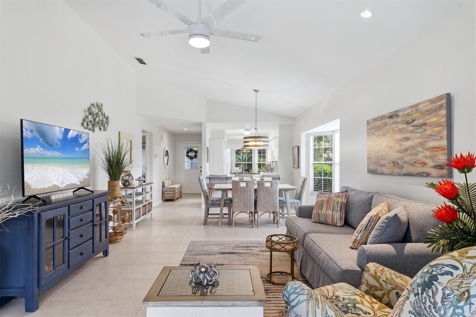 6401 APPROACH RD #32, SARASOTA, FL, 34238