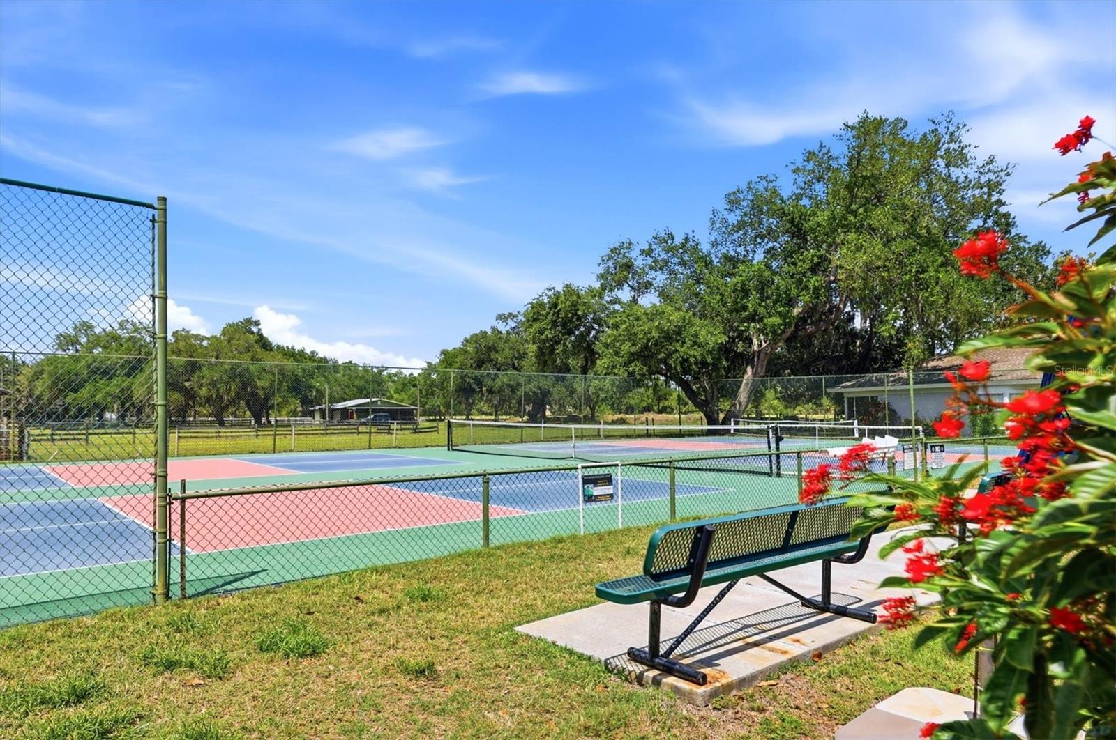 6401 APPROACH RD #32, SARASOTA, FL, 34238