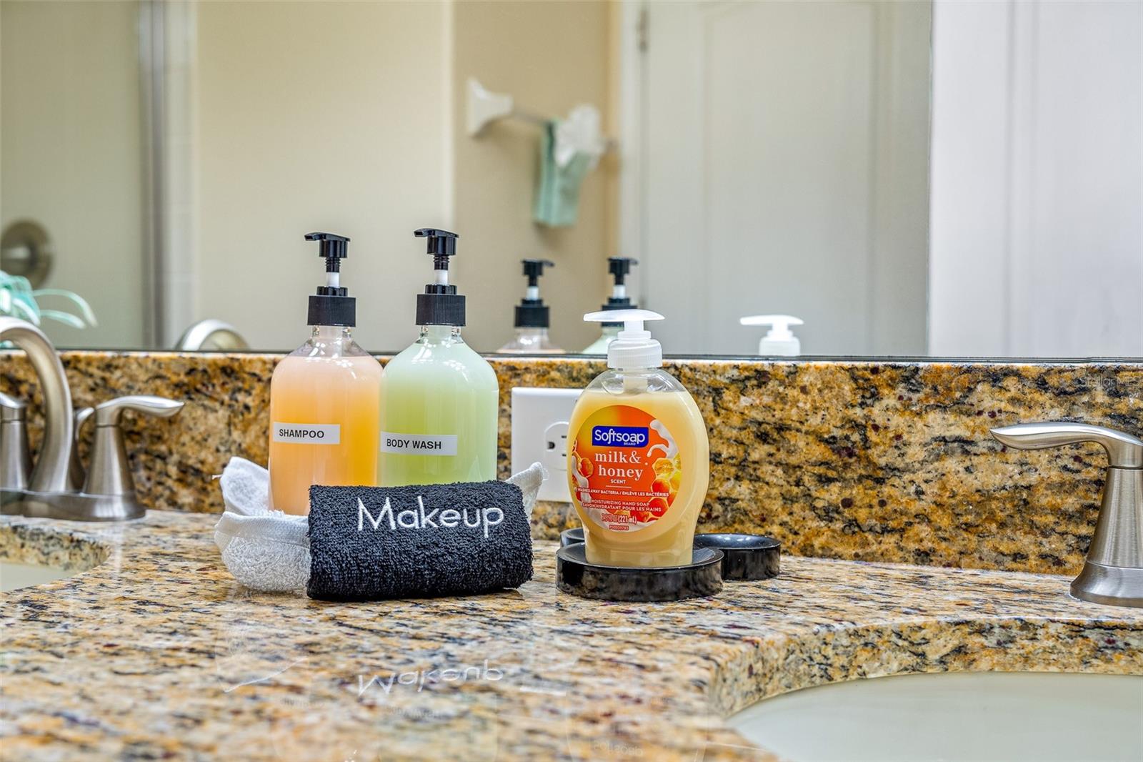 1496 MOON VALLEY DR, DAVENPORT, FL, 33896