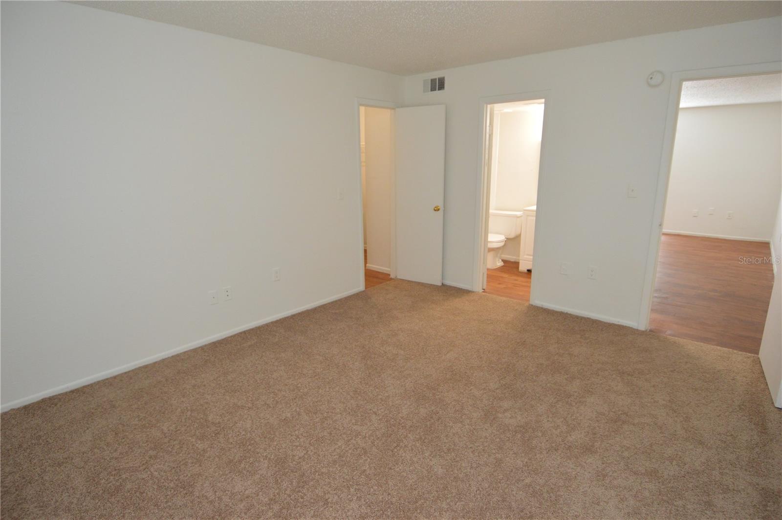 8425 CERRO CIR #163, TAMPA, FL, 33617