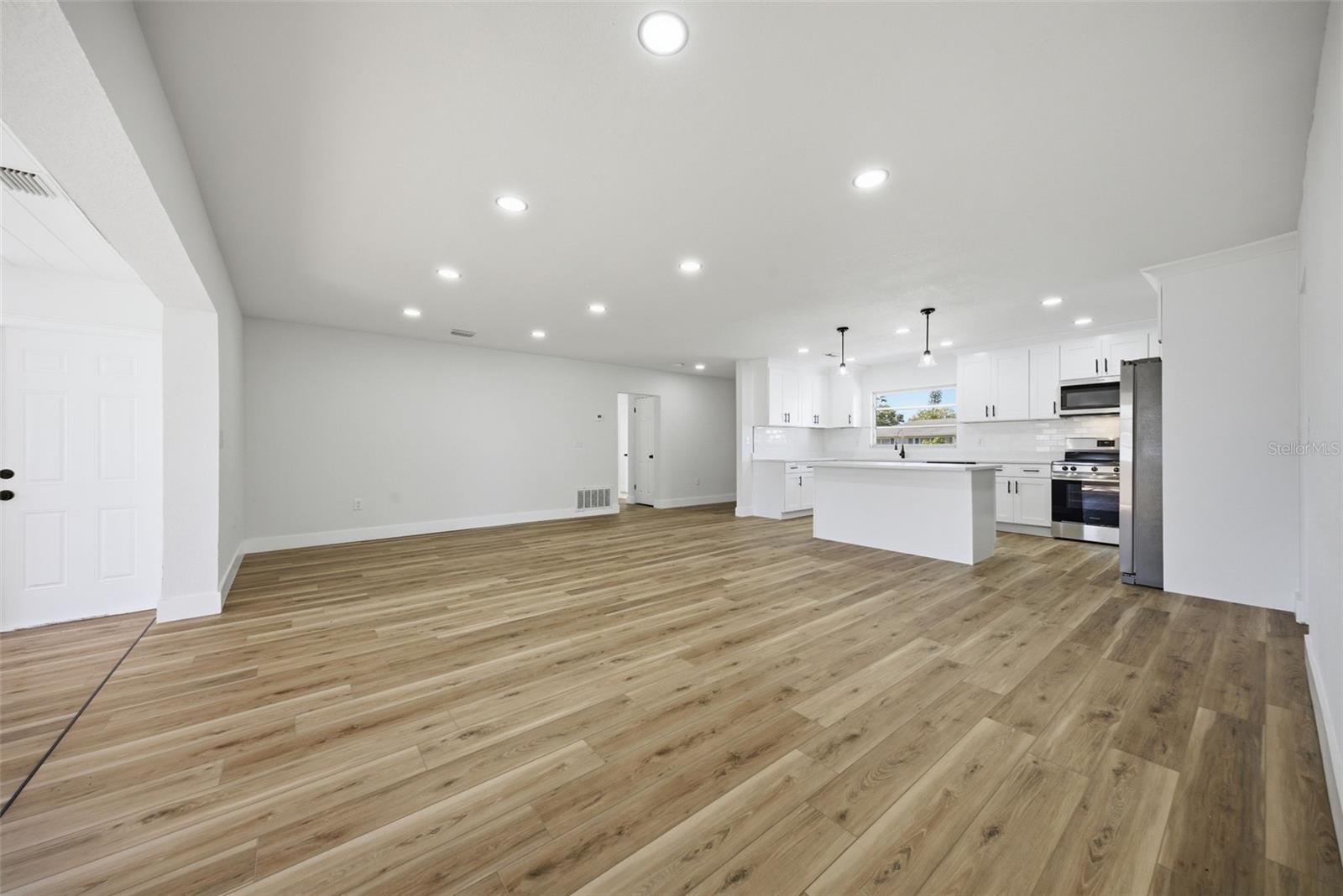 5112 11TH AVE W, BRADENTON, FL, 34209