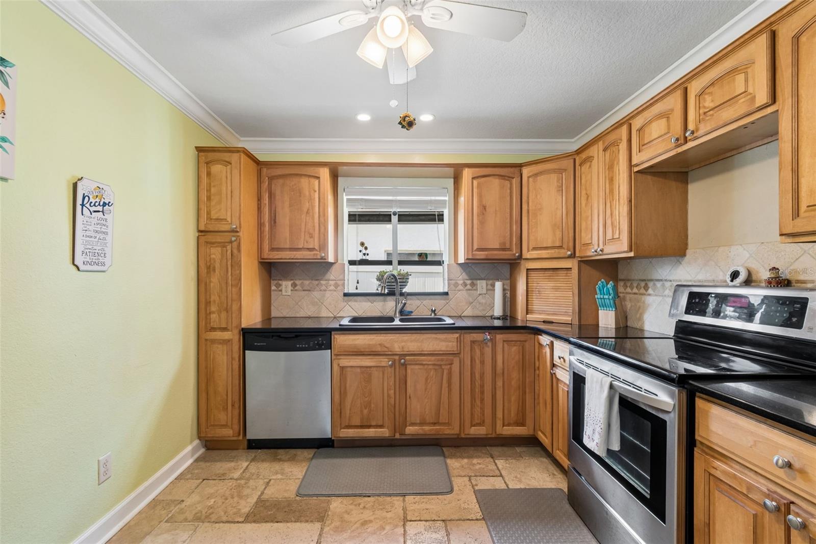 477 ORKNEY CT, DUNEDIN, FL, 34698