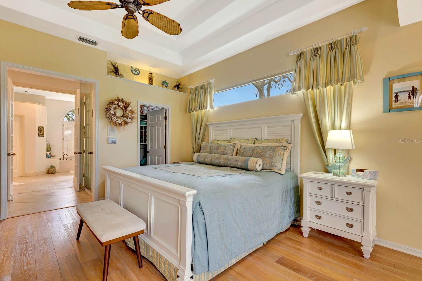 10005 CHERRY HILLS AVENUE CIR, BRADENTON, FL, 34202