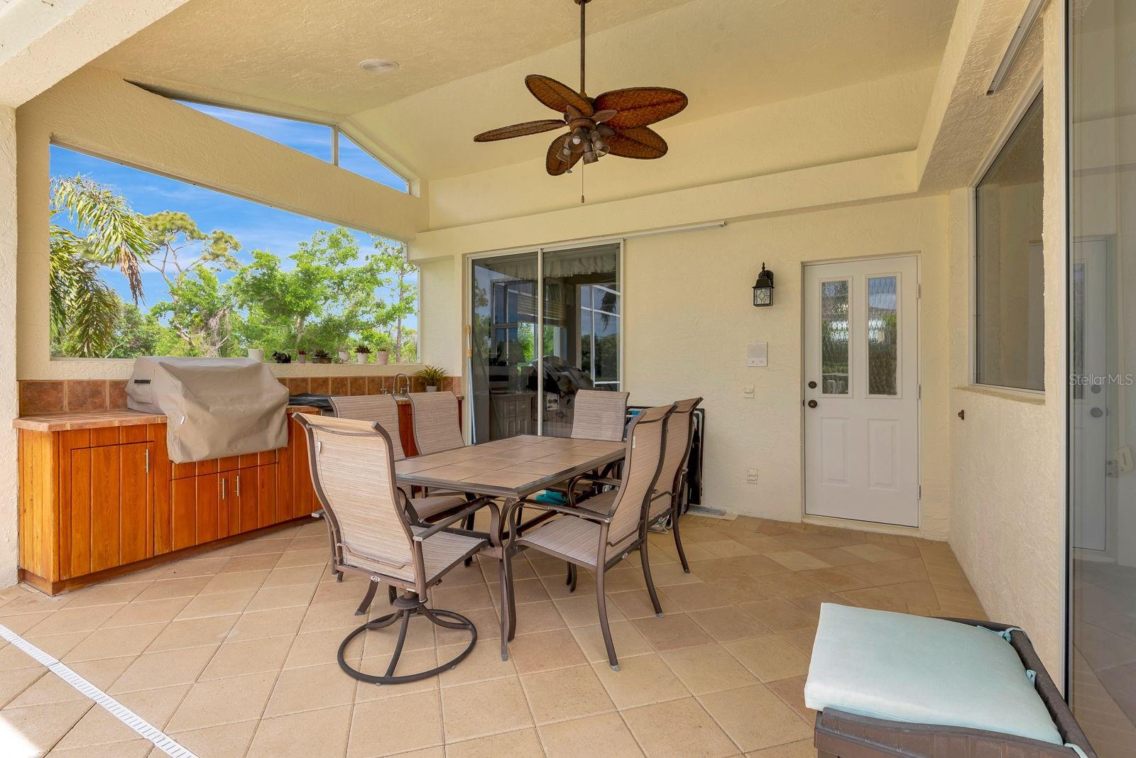 10005 CHERRY HILLS AVENUE CIR, BRADENTON, FL, 34202