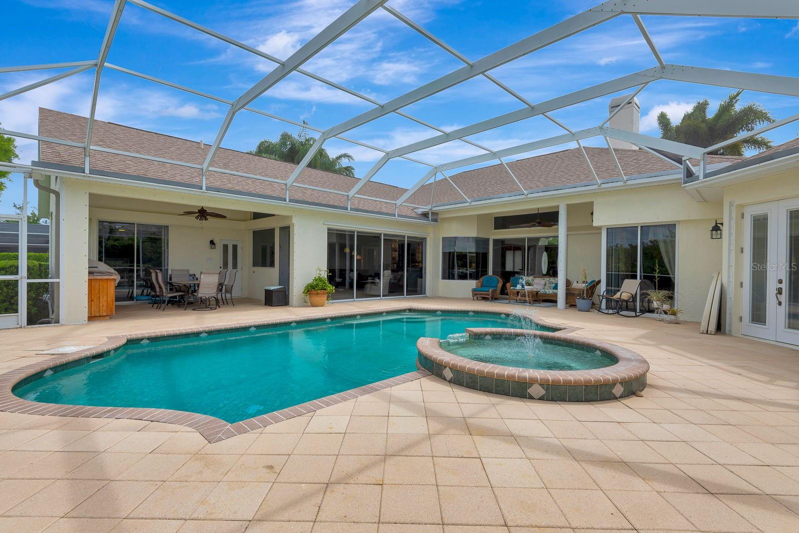 10005 CHERRY HILLS AVENUE CIR, BRADENTON, FL, 34202