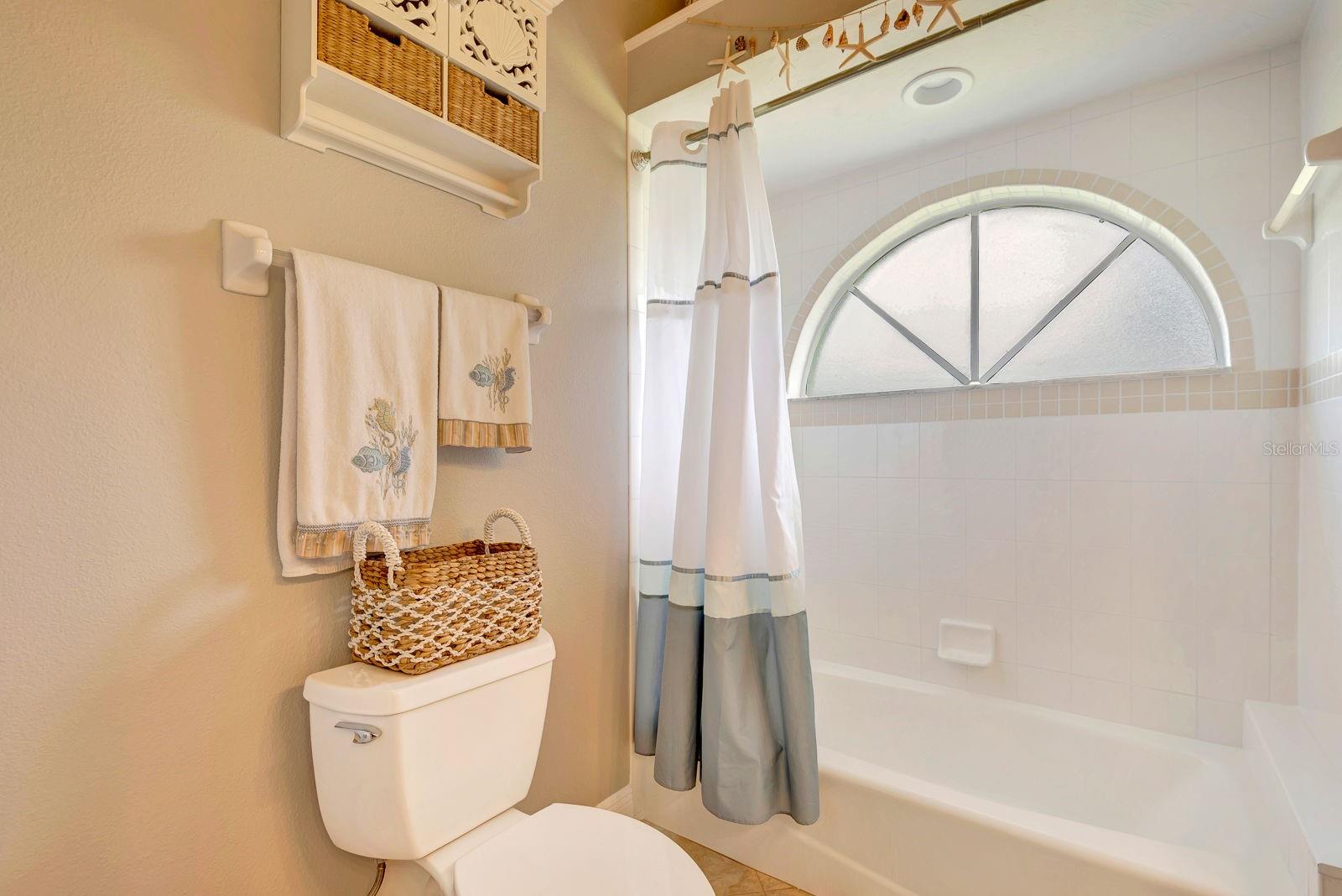 10005 CHERRY HILLS AVENUE CIR, BRADENTON, FL, 34202