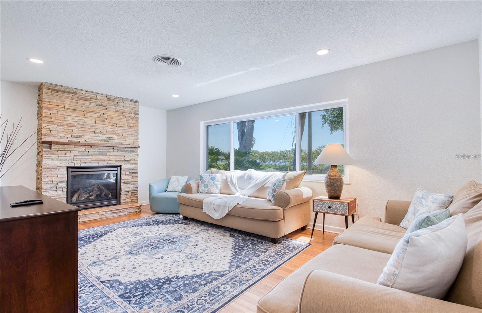 775 S BAYSHORE BLVD, SAFETY HARBOR, FL, 34695