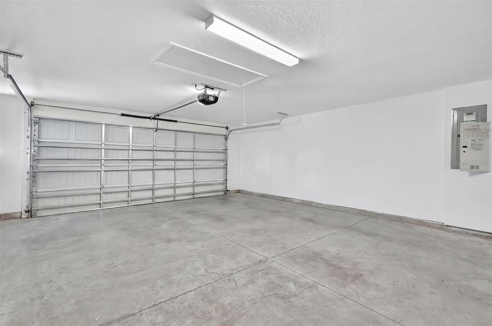 11367 LAUFERSKY LN, OXFORD, FL, 34484