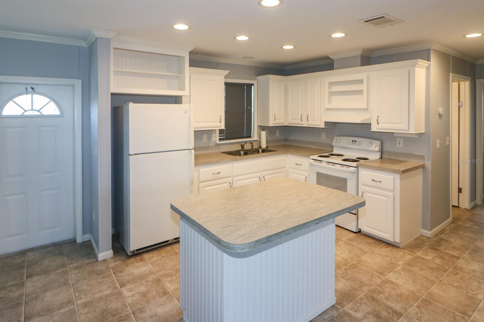 12116 SW COUNTY RD. 769 # 81, LAKE SUZY, FL, 34269