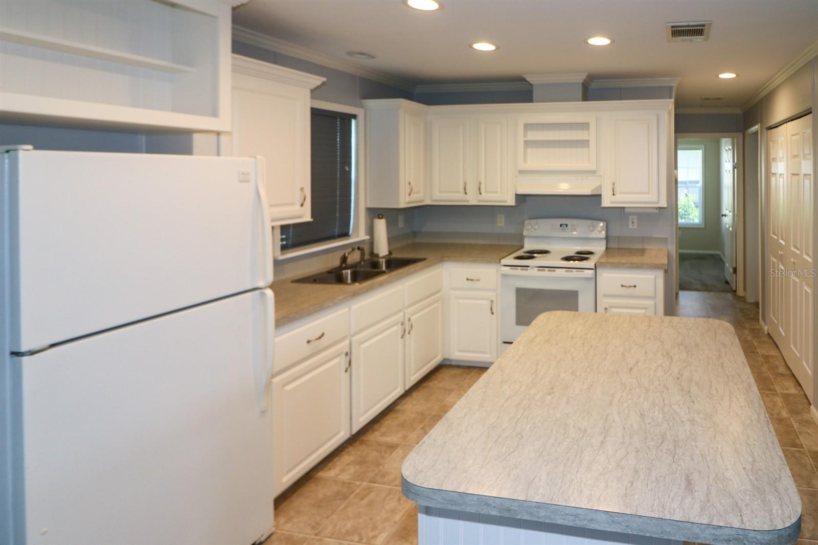 12116 SW COUNTY RD. 769 # 81, LAKE SUZY, FL, 34269