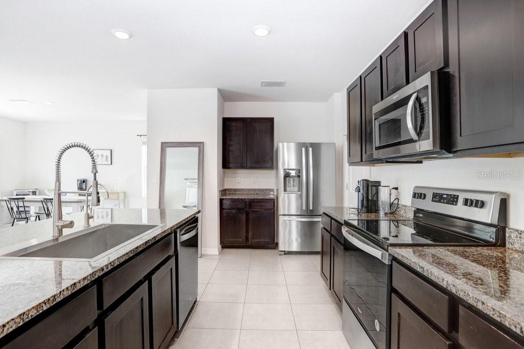 3044 SUNCOAST PLAINS DR, ODESSA, FL, 33556