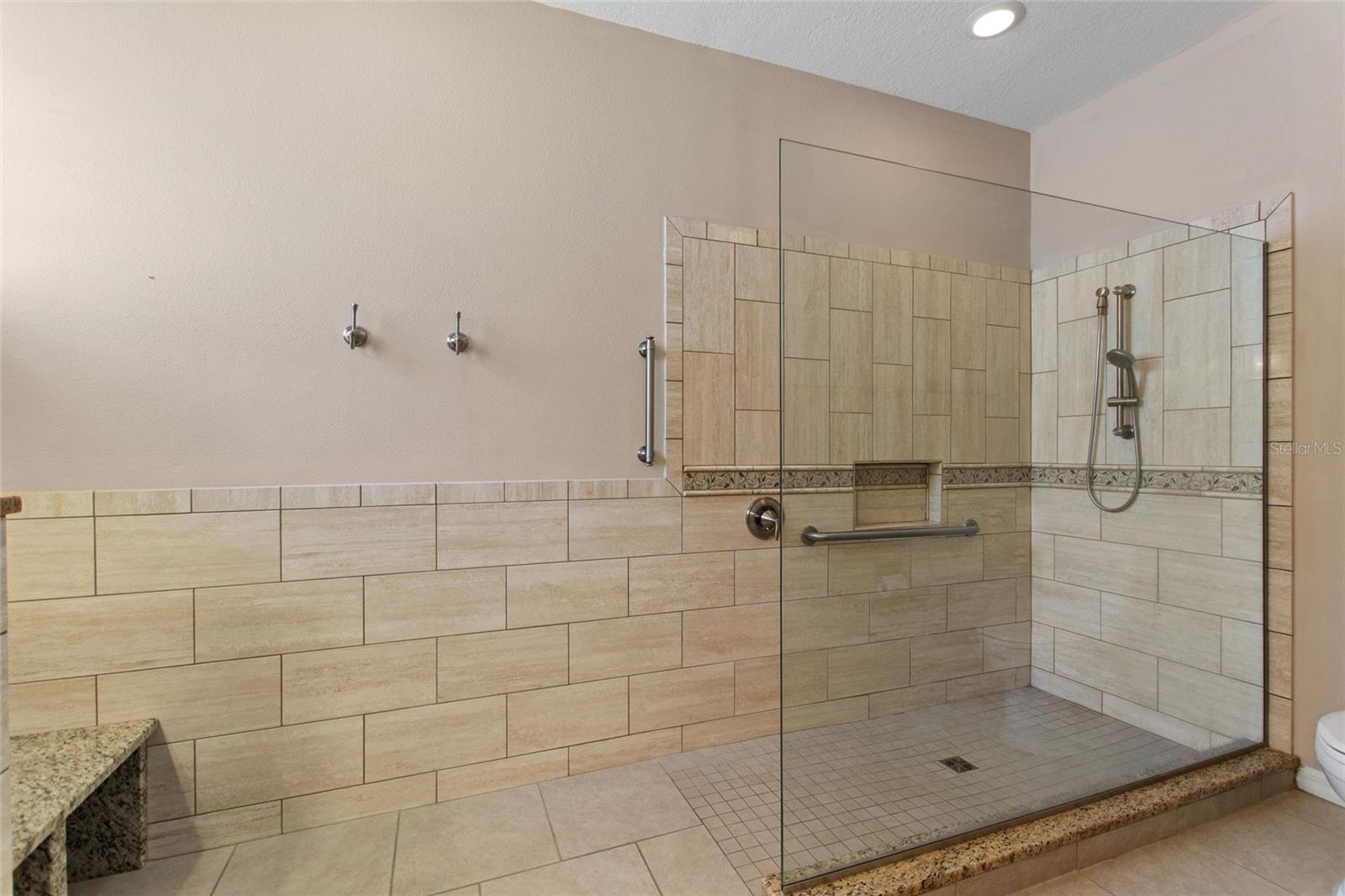 331 CUNNINGHAM DR, DAVENPORT, FL, 33837