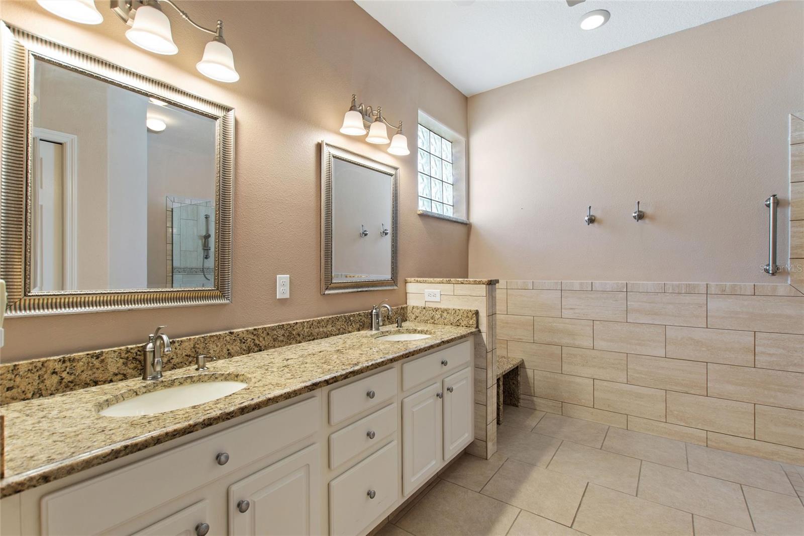 331 CUNNINGHAM DR, DAVENPORT, FL, 33837