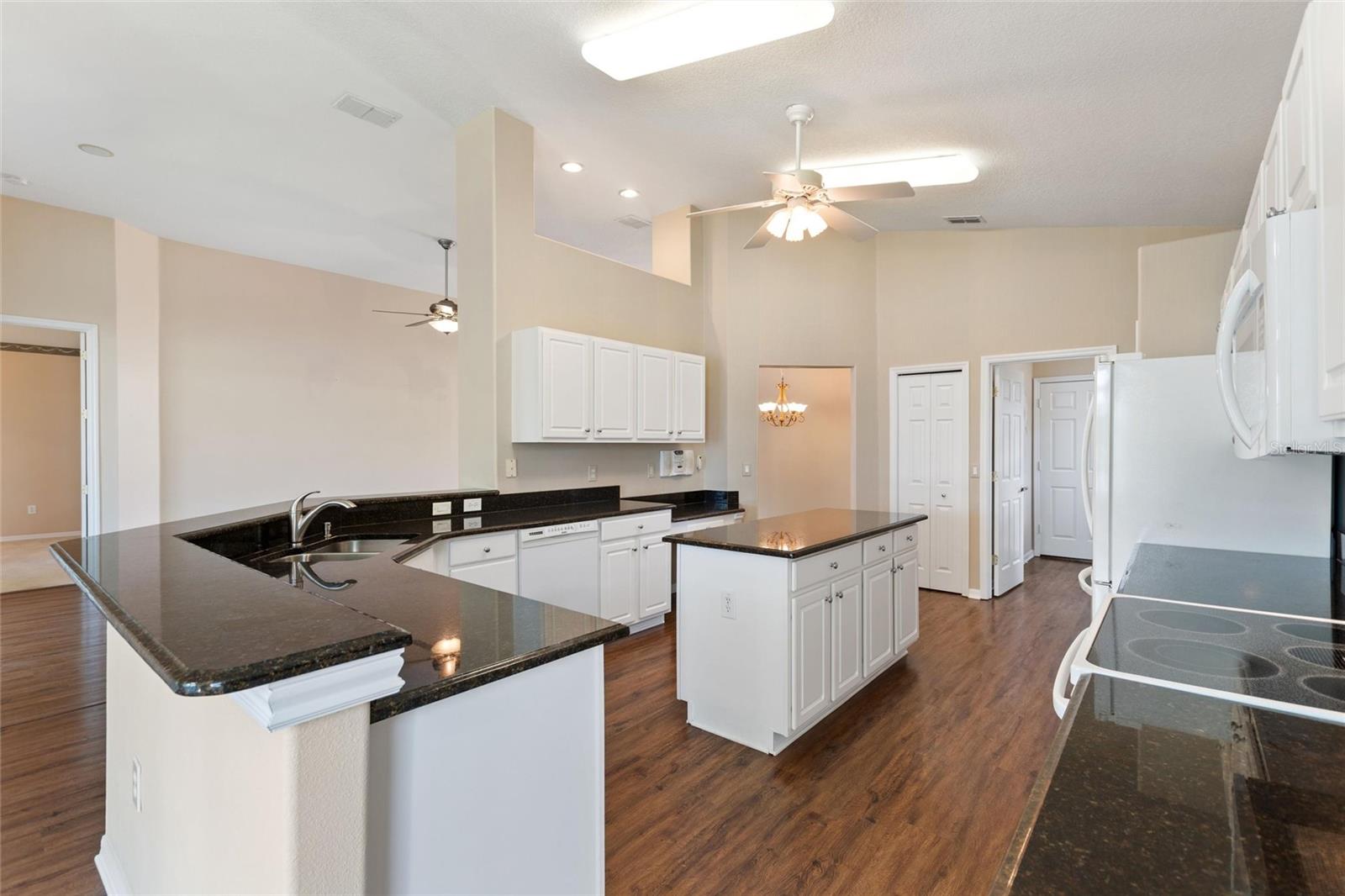 331 CUNNINGHAM DR, DAVENPORT, FL, 33837